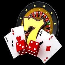 game7776 Live Casino Dealer — Baccarat ဂိမ်းတွင် ဖဲဖျတ်နေသော dealer
